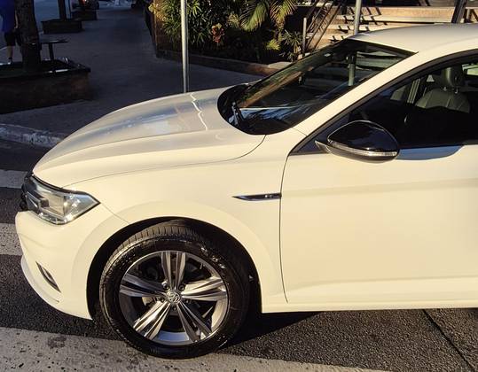 VOLKSWAGEN JETTA 1.4 250 TSI TOTAL FLEX R-LINE TIPTRONIC VOLKSWAGEN JETTA 1.4 250 TSI TOTAL FLEX R-LINE TIPTRONIC